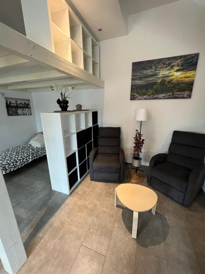 Viersen Schoene Apartments Am Duelkener Bahnhof ภายนอก รูปภาพ