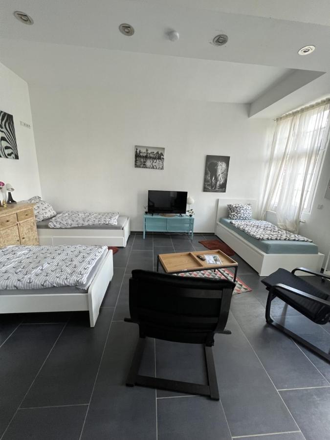 Viersen Schoene Apartments Am Duelkener Bahnhof ภายนอก รูปภาพ