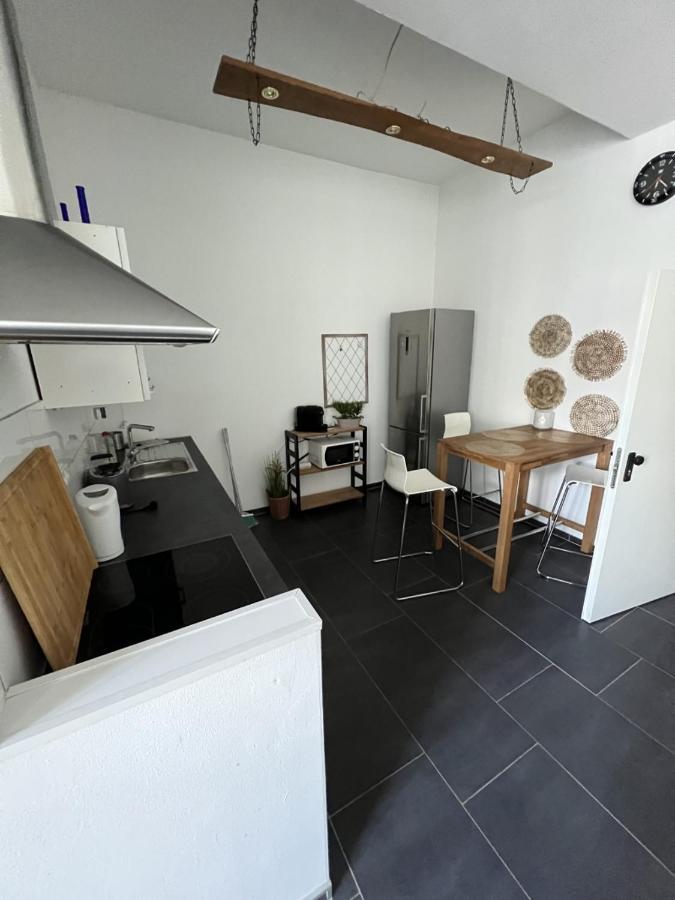 Viersen Schoene Apartments Am Duelkener Bahnhof ภายนอก รูปภาพ
