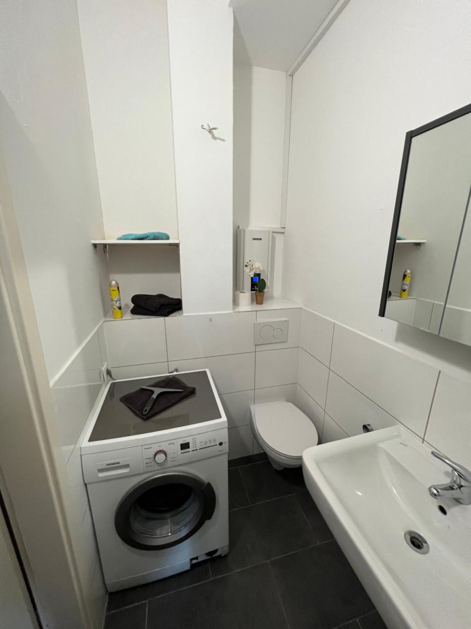 Viersen Schoene Apartments Am Duelkener Bahnhof ภายนอก รูปภาพ