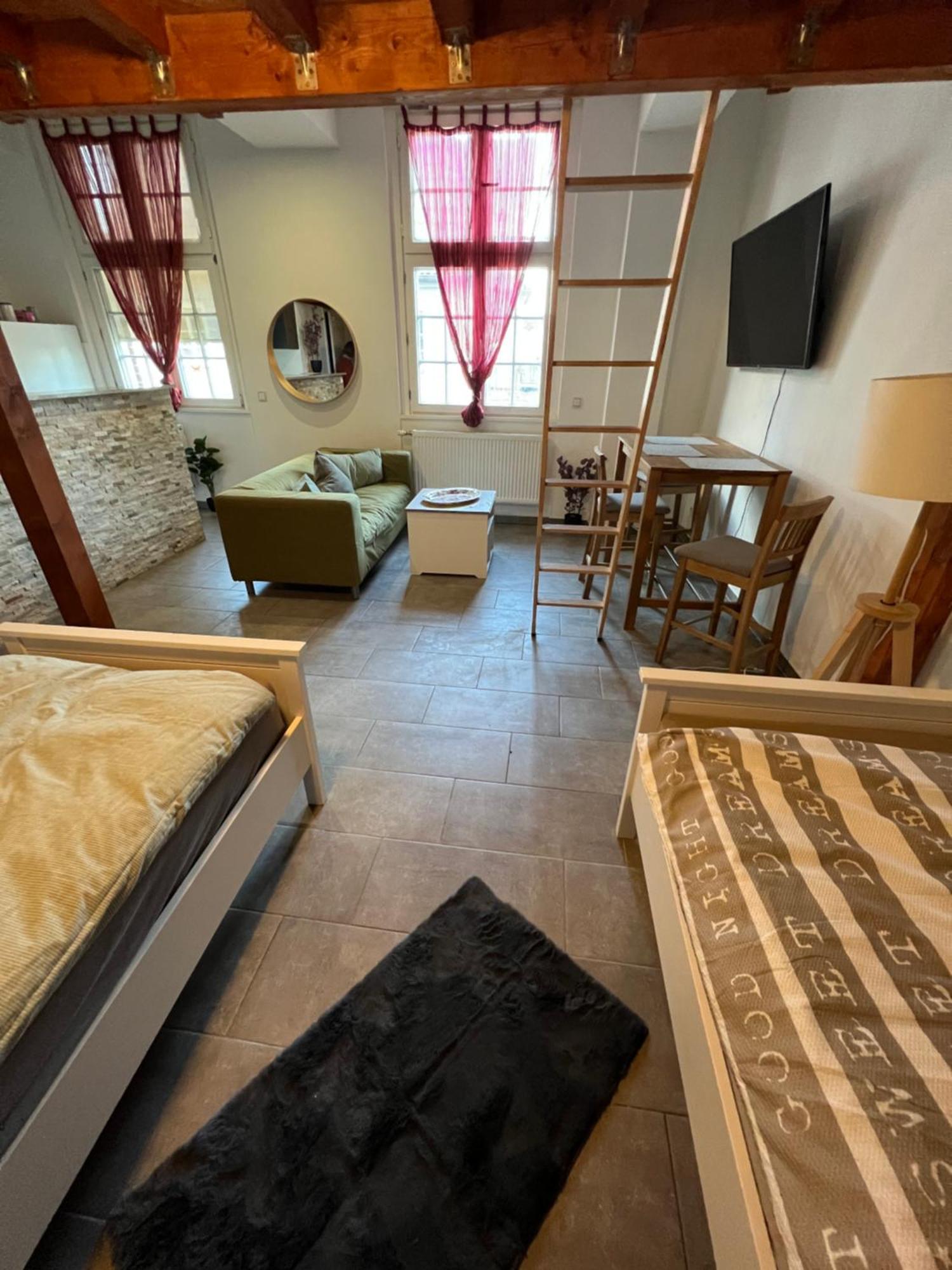 Viersen Schoene Apartments Am Duelkener Bahnhof ภายนอก รูปภาพ