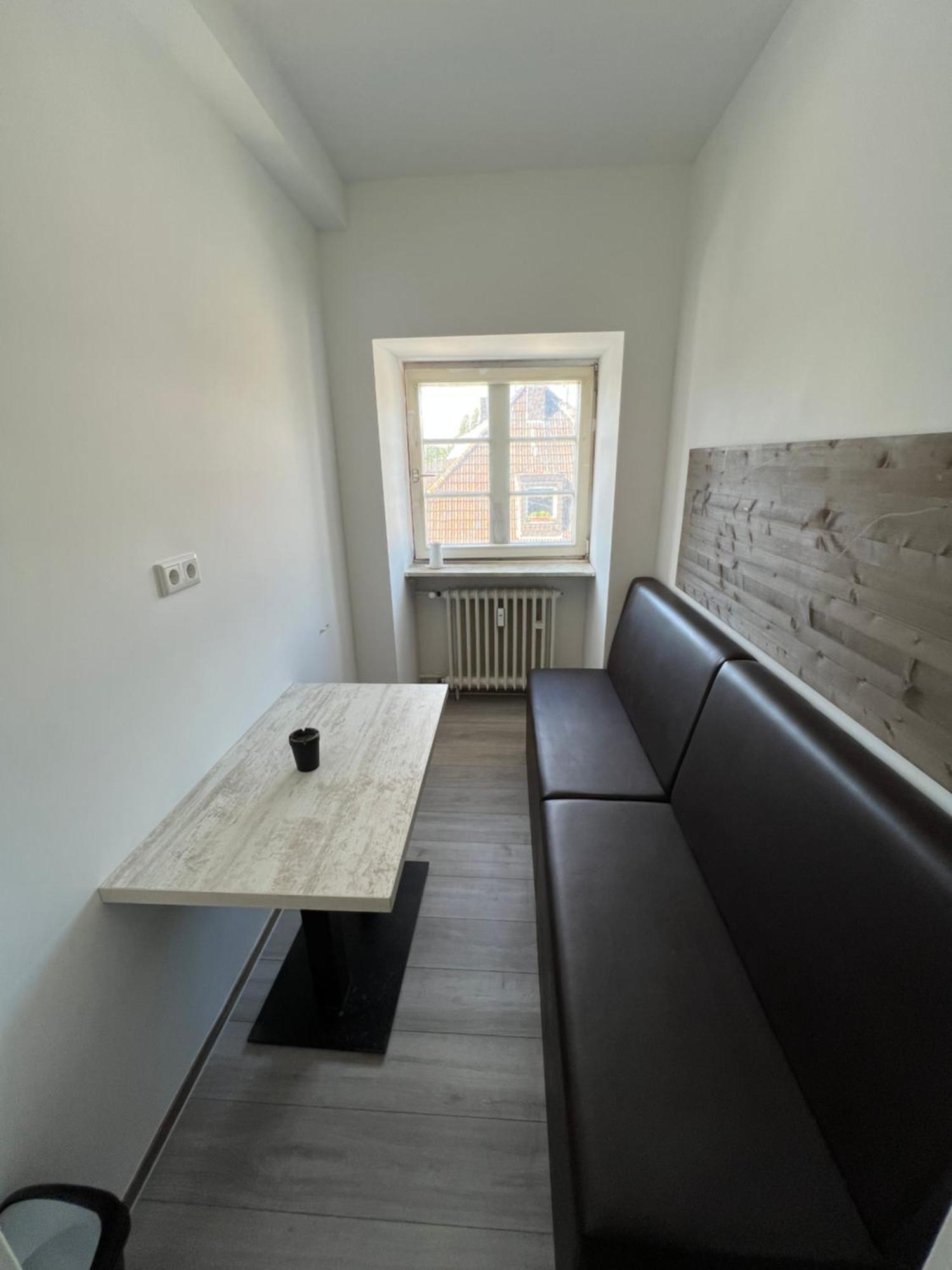 Viersen Schoene Apartments Am Duelkener Bahnhof ภายนอก รูปภาพ