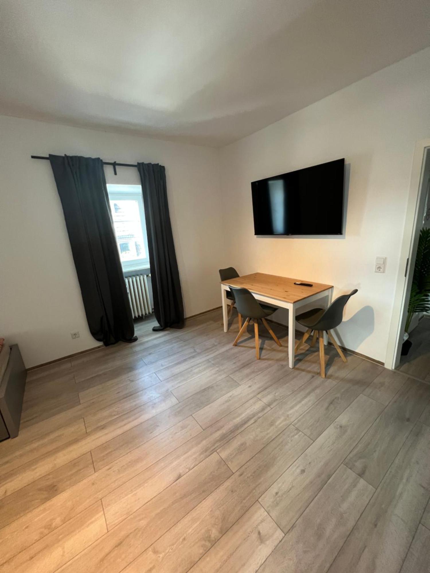 Viersen Schoene Apartments Am Duelkener Bahnhof ภายนอก รูปภาพ