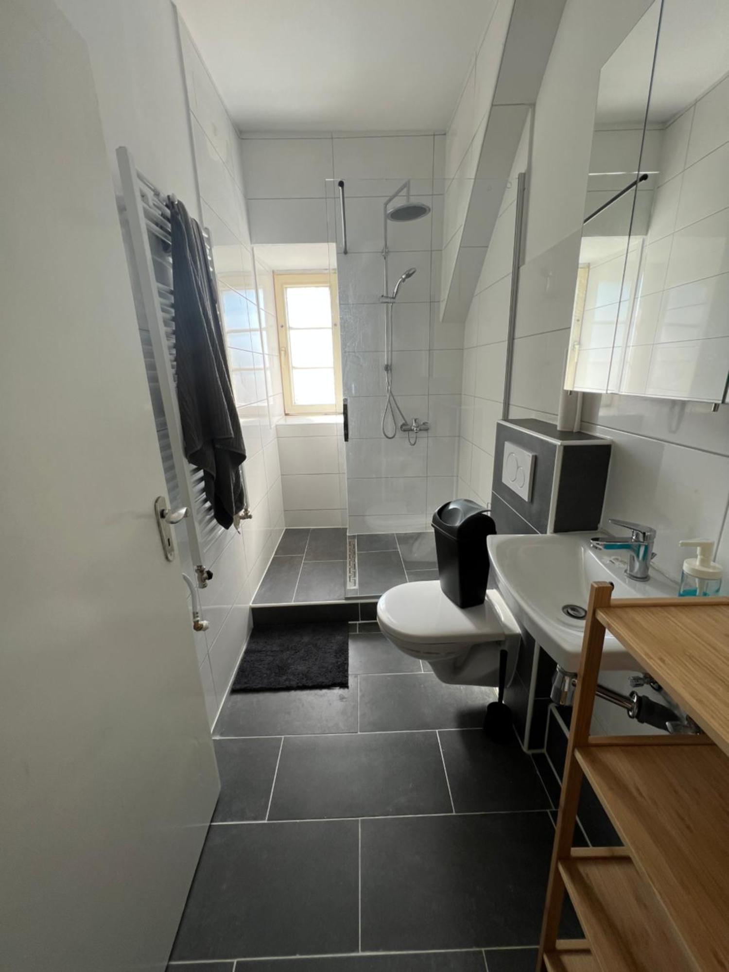 Viersen Schoene Apartments Am Duelkener Bahnhof ภายนอก รูปภาพ
