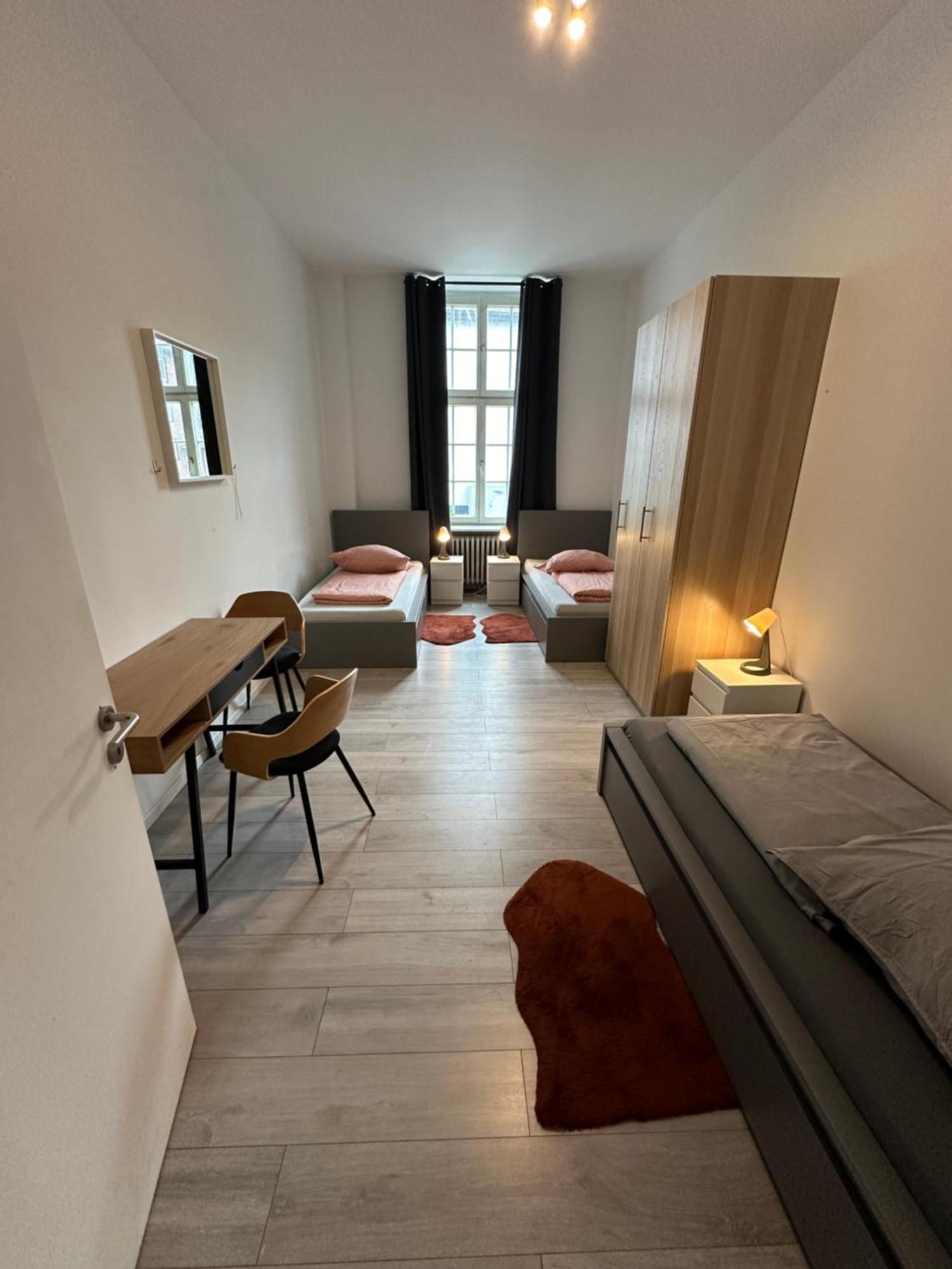 Viersen Schoene Apartments Am Duelkener Bahnhof ภายนอก รูปภาพ