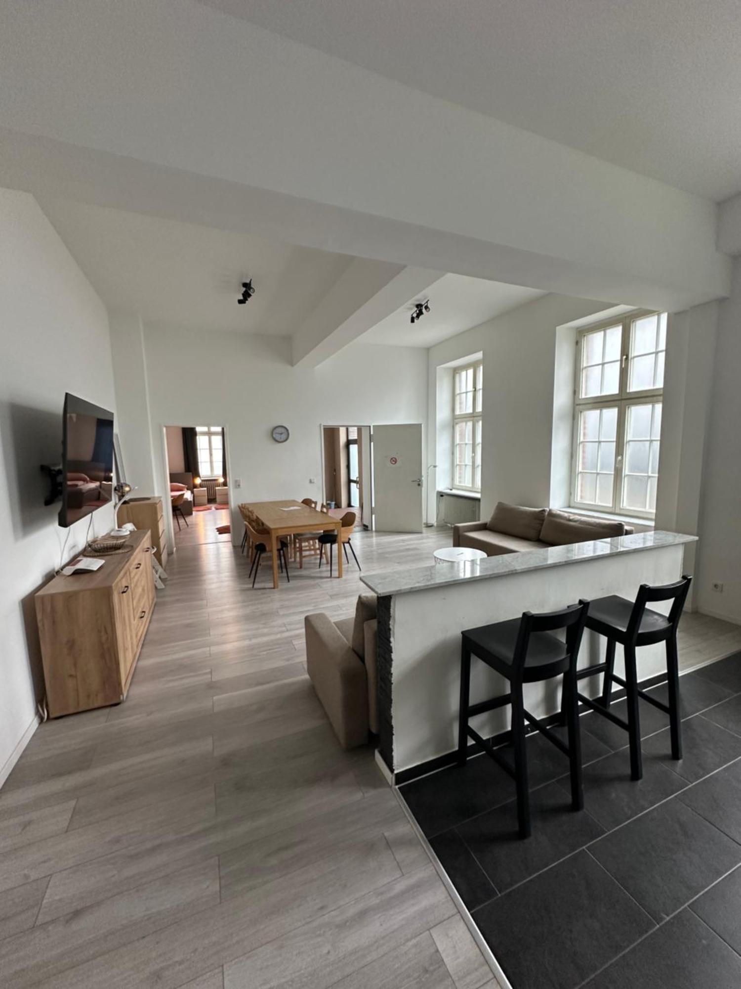 Viersen Schoene Apartments Am Duelkener Bahnhof ภายนอก รูปภาพ