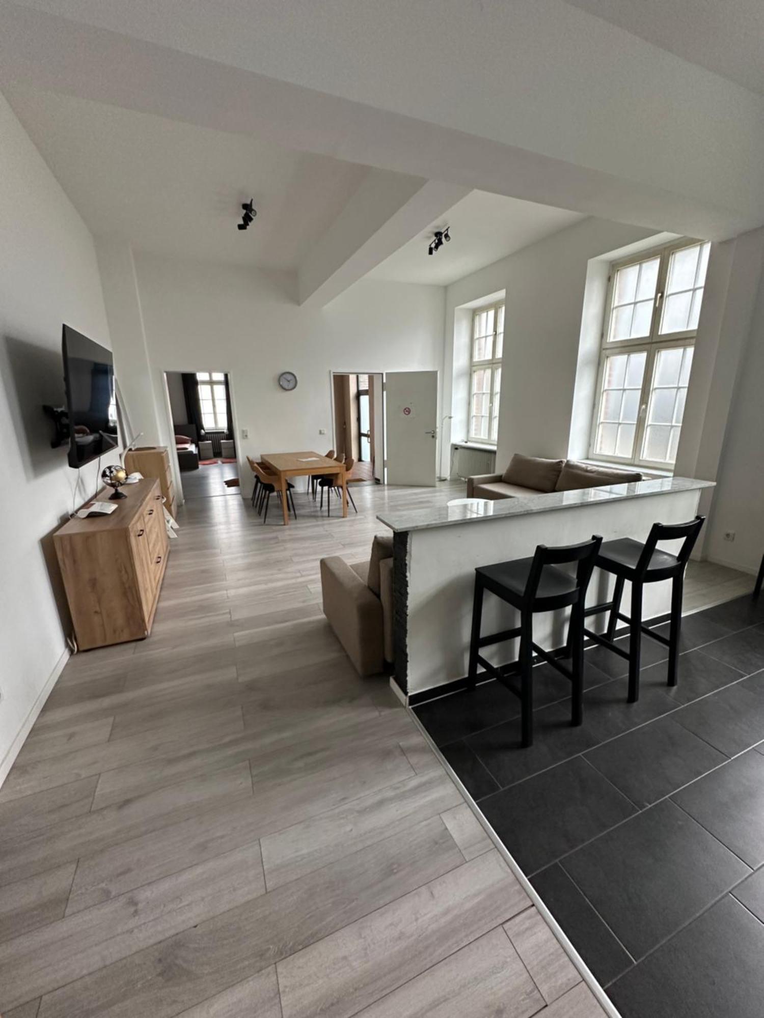 Viersen Schoene Apartments Am Duelkener Bahnhof ภายนอก รูปภาพ