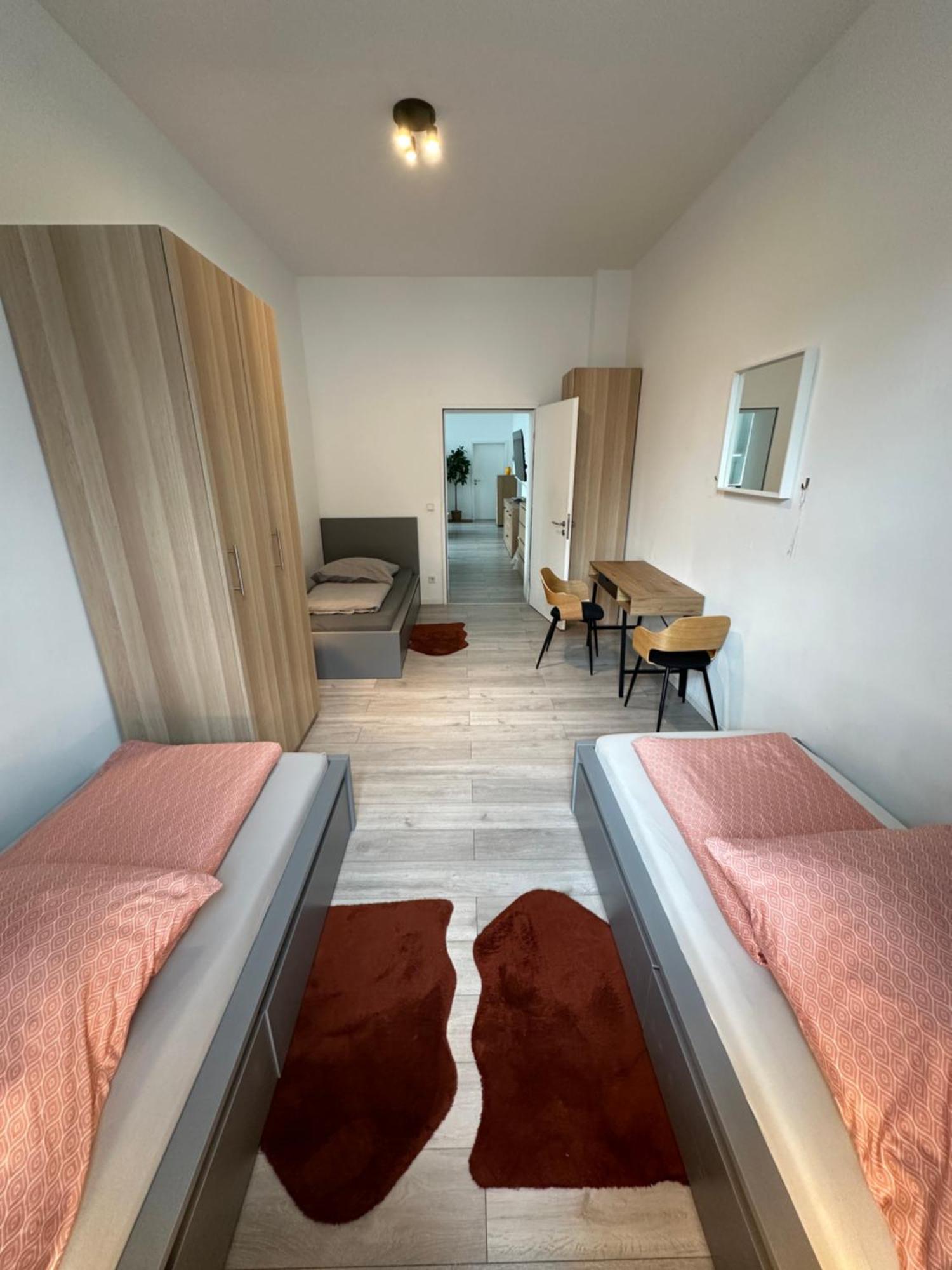 Viersen Schoene Apartments Am Duelkener Bahnhof ภายนอก รูปภาพ