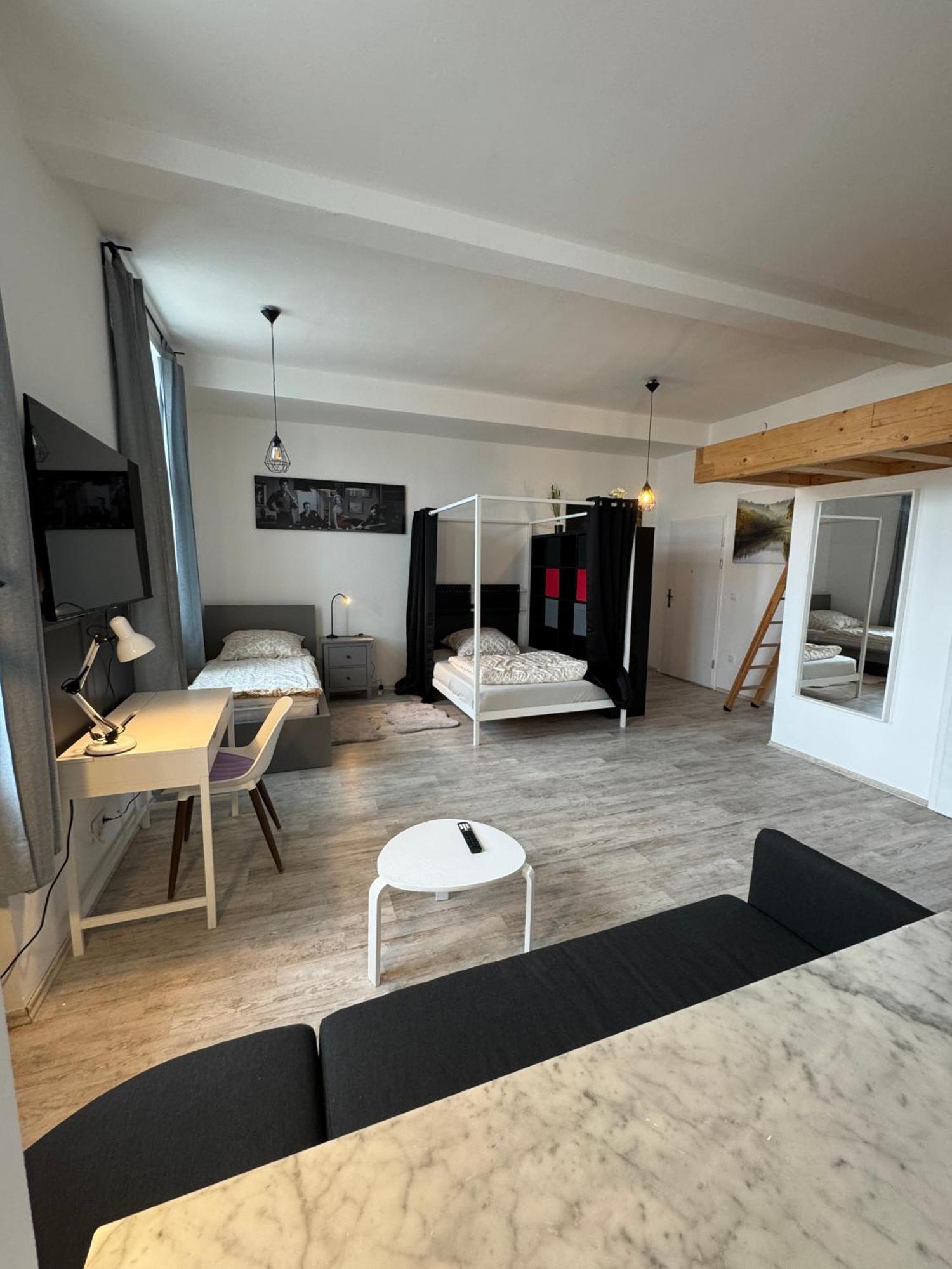 Viersen Schoene Apartments Am Duelkener Bahnhof ภายนอก รูปภาพ